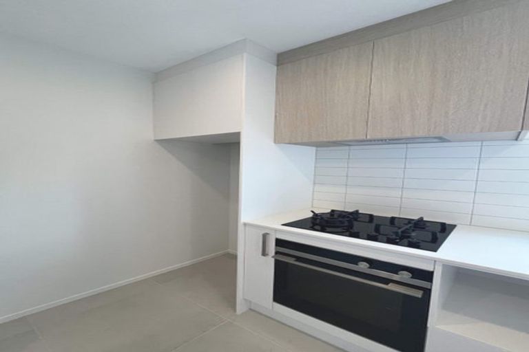 Photo of property in 5 Ngakoro Road, Karaka, Papakura, 2113