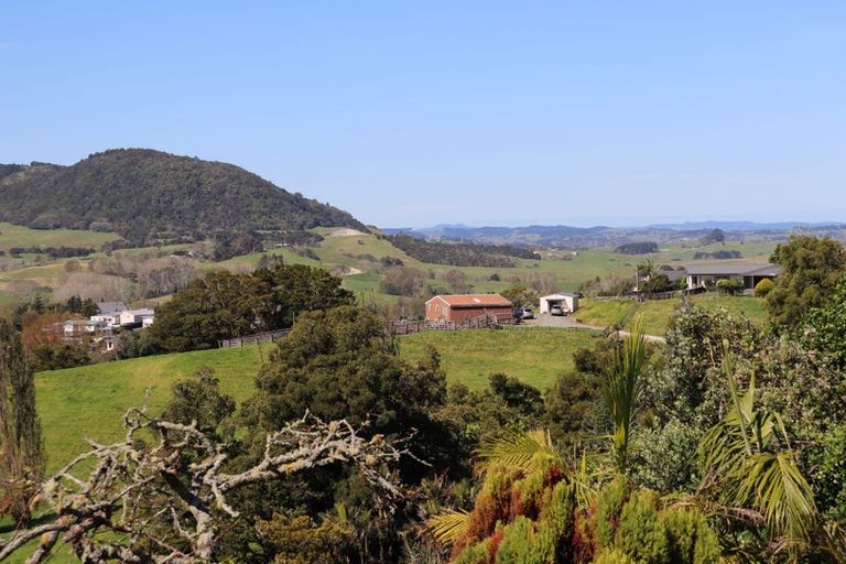 Photo of property in 65 Gorge Road, Maungaturoto, 0520