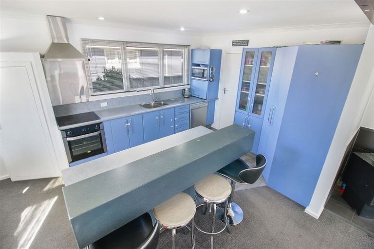 Photo of property in 84 Bickerton Street, Wainoni, Christchurch, 8061