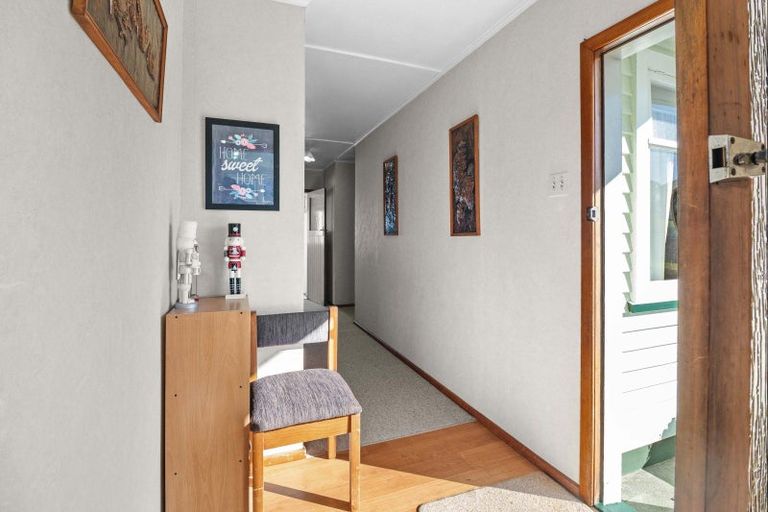 Photo of property in 99 Clawton Street, Westown, New Plymouth, 4310