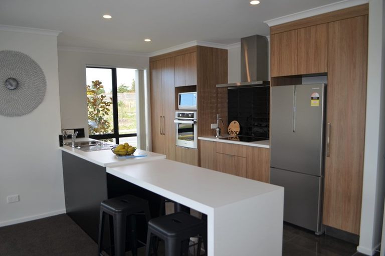 Photo of property in 2 Flaxmill Way, Papamoa, 3118