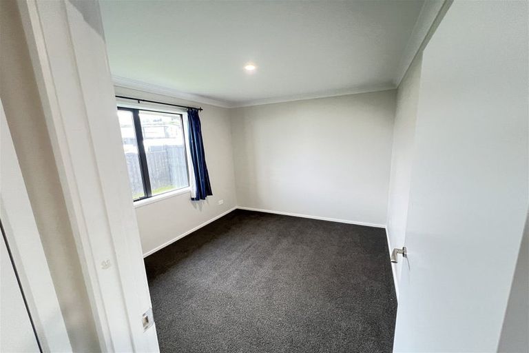 Photo of property in 61 Bert Wall Drive, Omokoroa, 3114