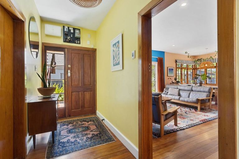 Photo of property in 11 Earl Street, Hillsborough, Christchurch, 8022