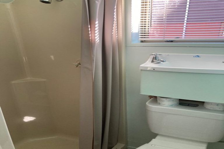 Photo of property in 1/166 Shaw Avenue, New Brighton, Christchurch, 8083