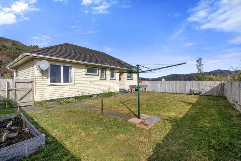 Photo of property in 9 Pollard Street, Wainuiomata, Lower Hutt, 5014