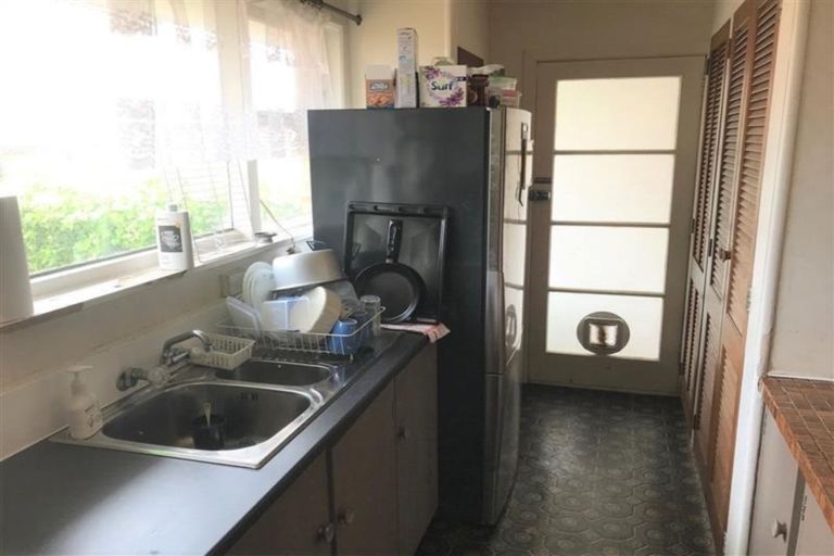 Photo of property in 2/17 Kerswill Place, Pakuranga, Auckland, 2010