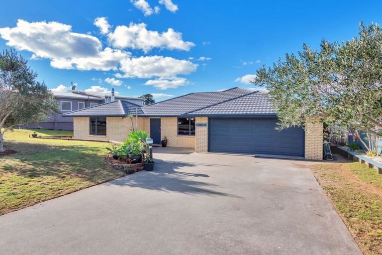 Photo of property in 16 Driftwood Place, Mangawhai Heads, Mangawhai, 0505
