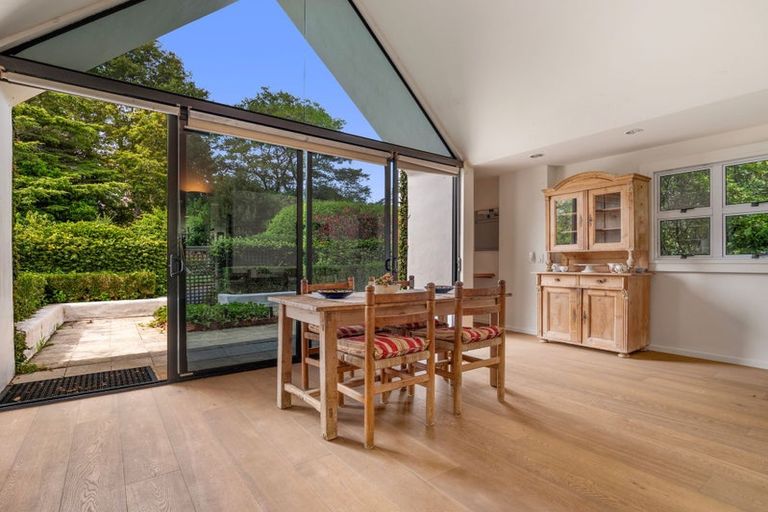 Photo of property in 37 Island View Road, Karaka, Papakura, 2580