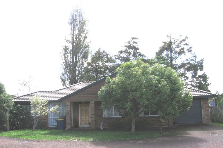 Photo of property in 12 Martin Jugum Lane, Ranui, Auckland, 0612