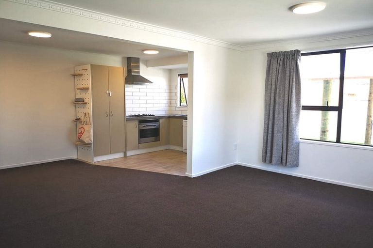 Photo of property in 2/471 Wairakei Road, Burnside, Christchurch, 8053