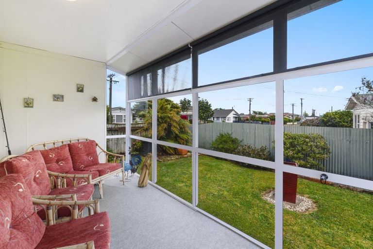 Photo of property in 37 Parker Avenue, Levin, 5510