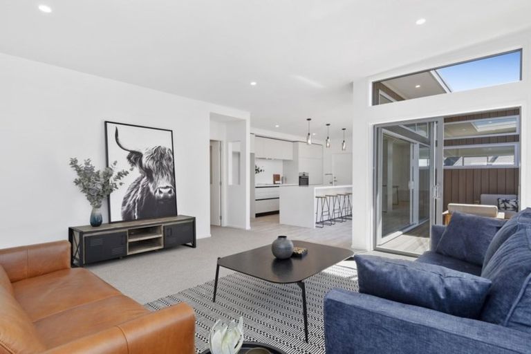 Photo of property in 37 Awatira Drive, Papamoa Beach, Papamoa, 3118