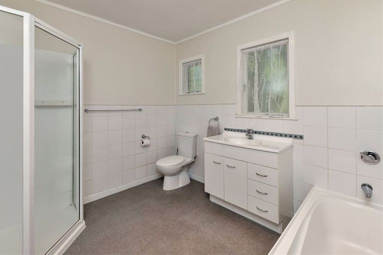 Photo of property in 58 Gorge Road, Maungaturoto, 0520