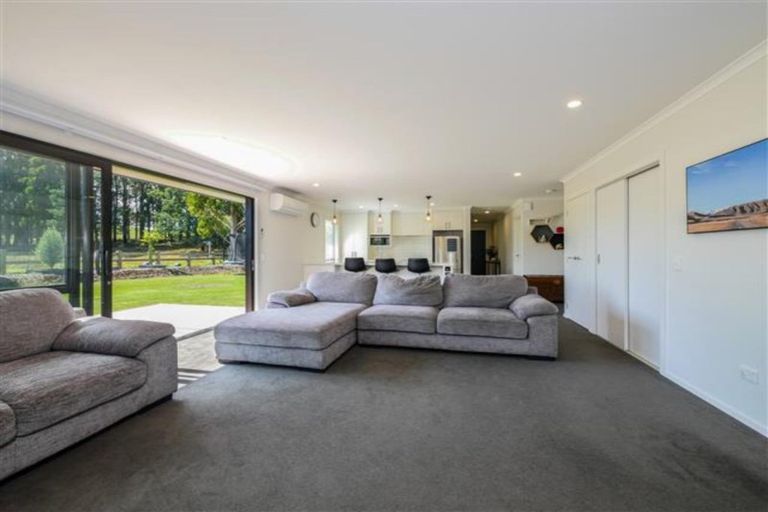 Photo of property in 2 Snowdon Street, Allanton, Mosgiel, 9092
