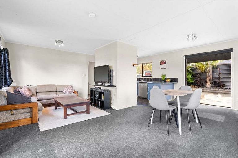 Photo of property in 99 Tennyson Street, Leamington, Cambridge, 3432