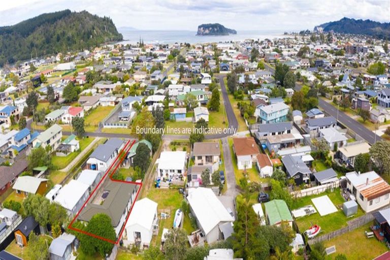 Photo of property in 207b The Square, Whangamata, 3620