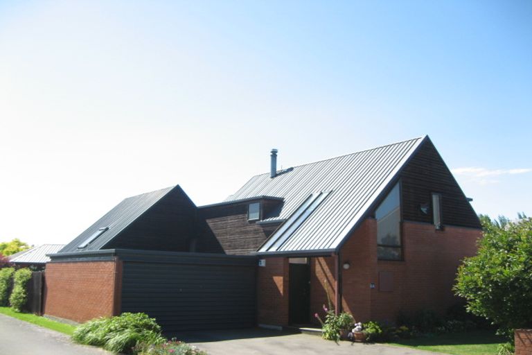 Photo of property in 1/8 Brookford Place, Westmorland, Christchurch, 8025