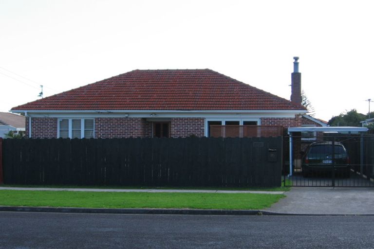 Photo of property in 2/16 King Street, Papatoetoe, Auckland, 2104