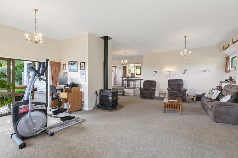 Photo of property in 11b Gelling Road, Ararimu, Papakura, 2583