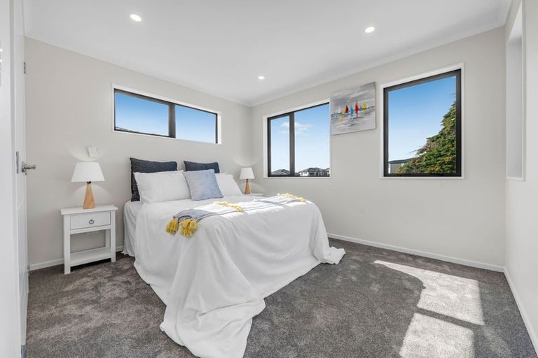 Photo of property in 11 Sagitta Drive, Flat Bush, Auckland, 2019