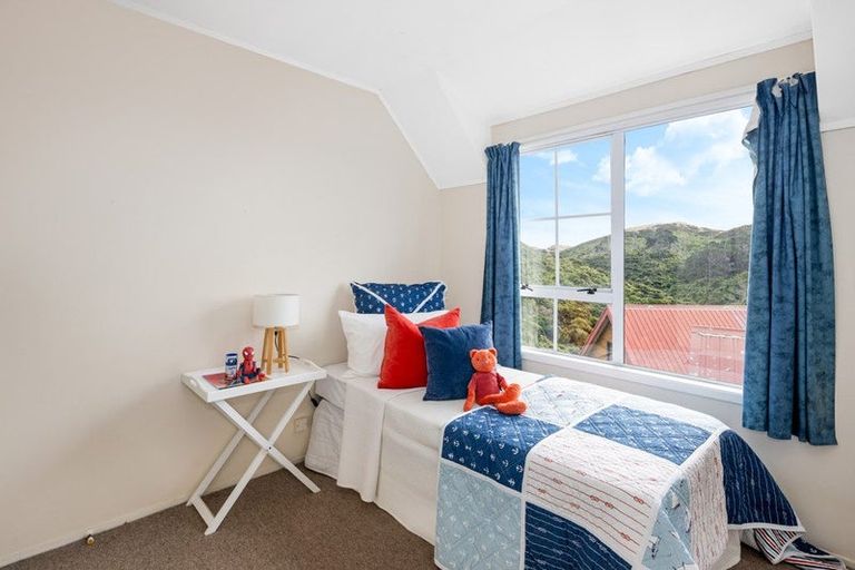 Photo of property in 63a Nalanda Crescent, Broadmeadows, Wellington, 6035