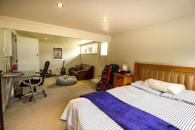 Photo of property in 12 Kent Crescent, Awapuni, Palmerston North, 4412