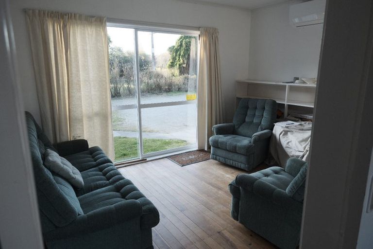 Photo of property in 9 Rangatira Road, Te Karaka, 4022