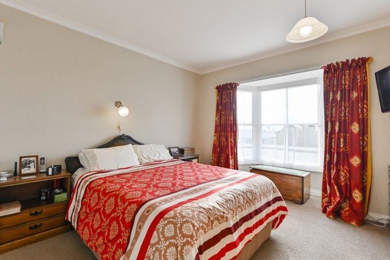 Photo of property in 72a Te Mata Road, Havelock North, 4130