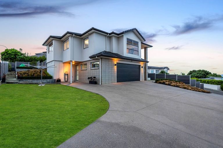 Photo of property in 32 Manhattan Rise, Orewa, 0931