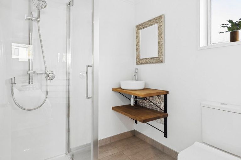 Photo of property in 81 Meadowstone Drive, Wanaka, 9305