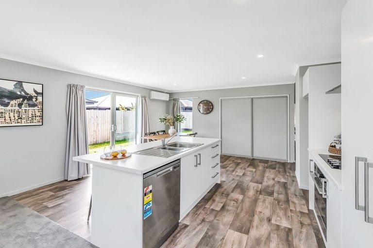 Photo of property in 52 Lucca Crescent, Rolleston, 7615