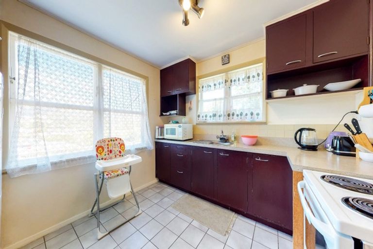 Photo of property in 317 Main Road, Tawa, Wellington, 5028