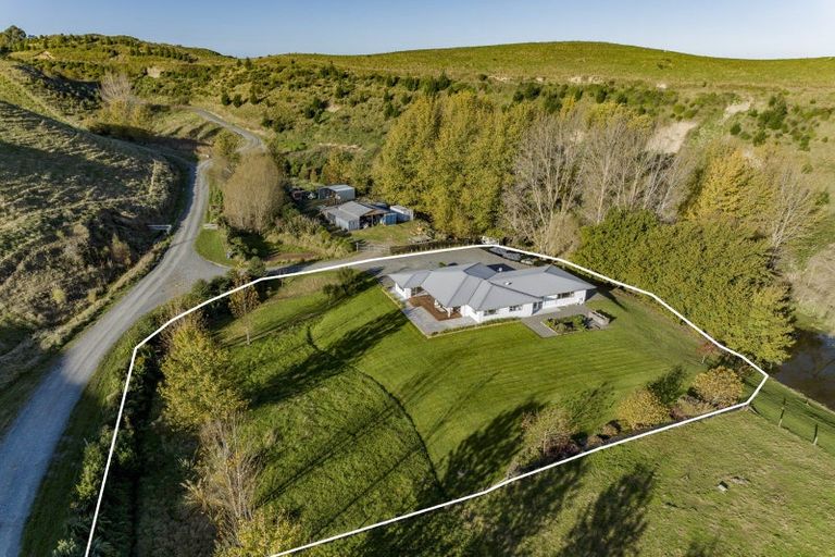 Photo of property in 90 Kopaki Bay Road, Puketapu, Napier, 4182