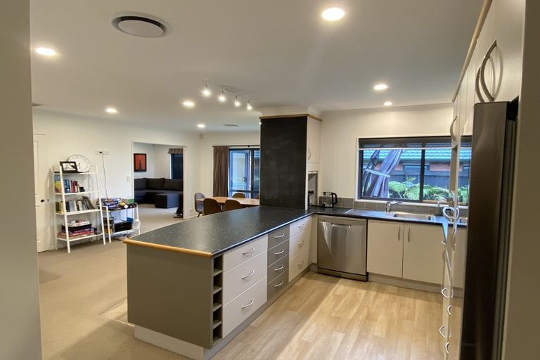 Photo of property in 7 Wroxton Place, Waiuku, 2123