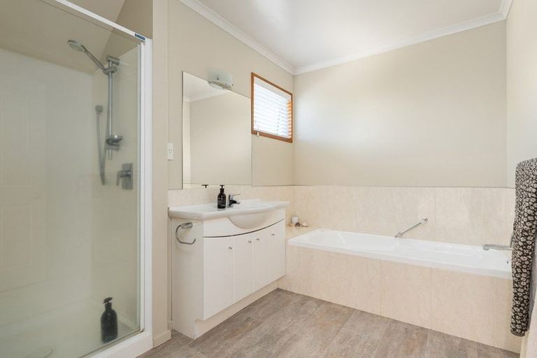 Photo of property in 11 Fairlie Grove, Te Puna, Tauranga, 3174