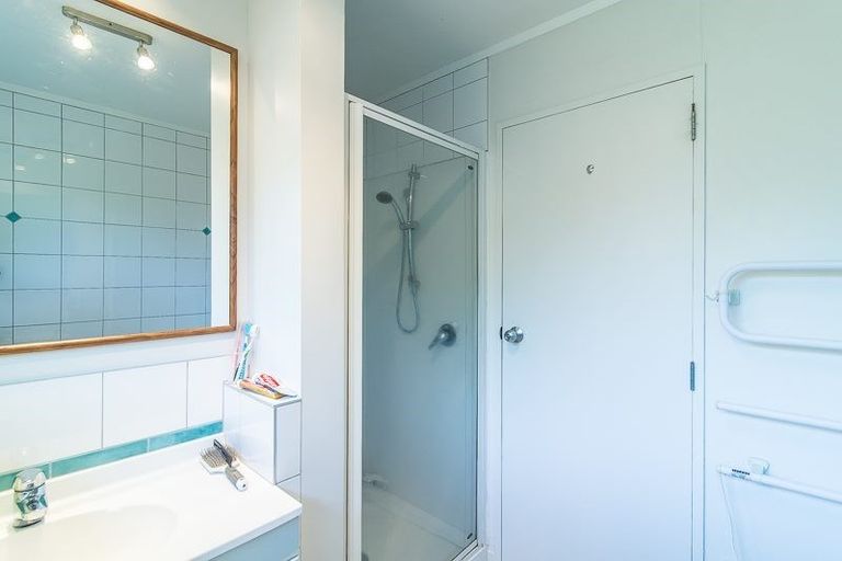 Photo of property in 29 William Street, Waikanae Beach, Waikanae, 5036