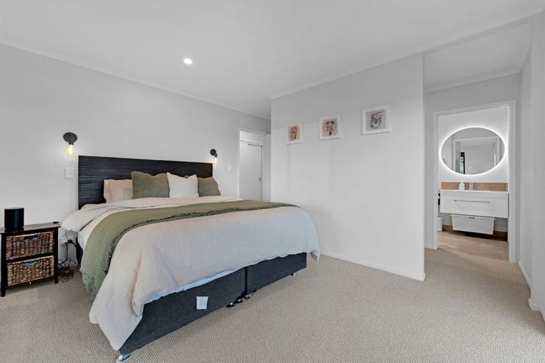 Photo of property in 100 Hitchen Road, Pokeno, 2402