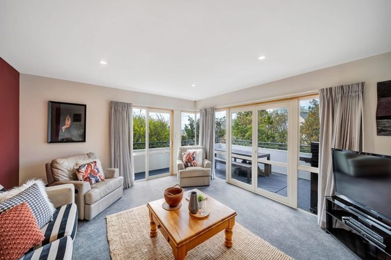 Photo of property in 6 Somerton Rise, Westmorland, Christchurch, 8025
