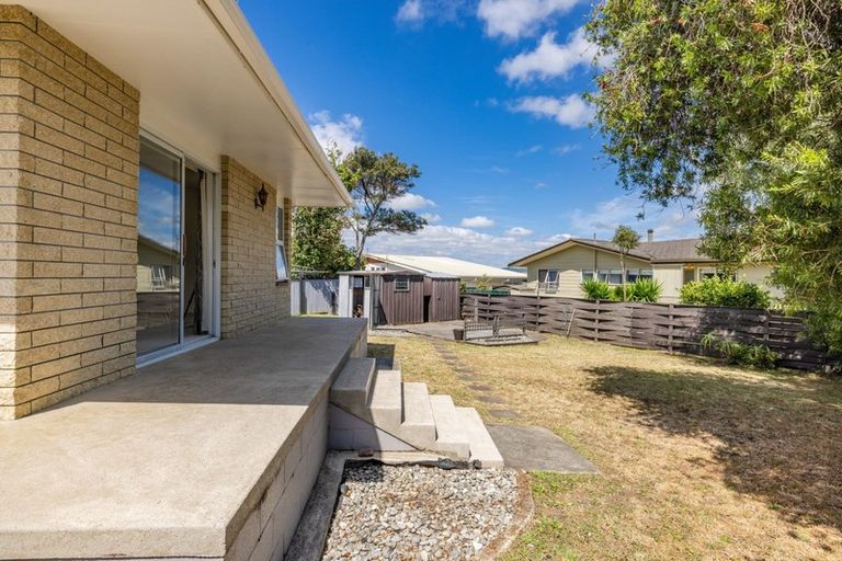 Photo of property in 56 Kokich Crescent, Onerahi, Whangarei, 0110