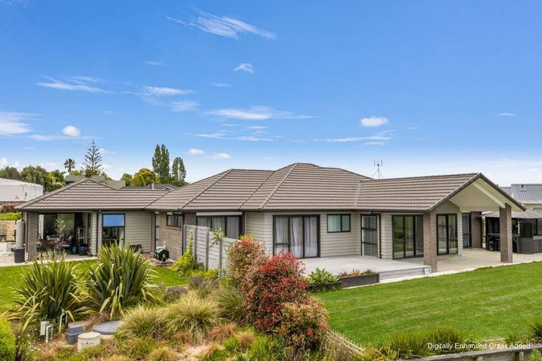 Photo of property in 8 Awatiro Drive, Kaukapakapa, 0871