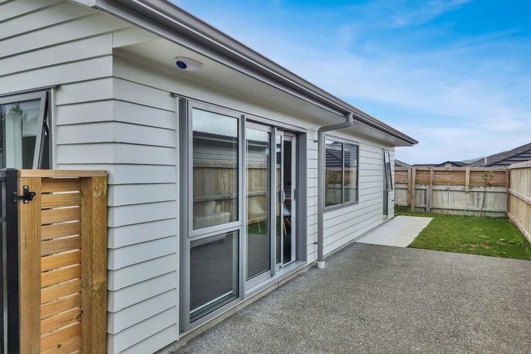 Photo of property in 10 Te Ara O Roimata, Wainuiomata, Lower Hutt, 5014