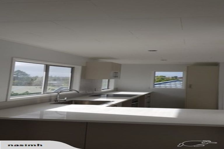 Photo of property in 56 Parrs Cross Road, Henderson, Auckland, 0612