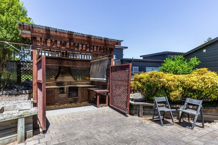 Photo of property in 94 Wharewaka Road, Wharewaka, Taupo, 3330