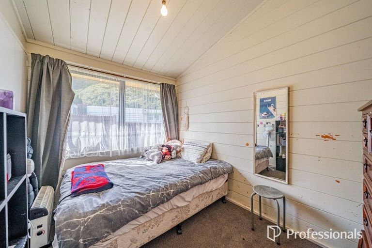 Photo of property in 41 Antrim Crescent, Wainuiomata, Lower Hutt, 5014