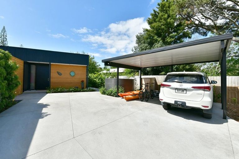 Photo of property in 59 The Circle, Manly, Whangaparaoa, 0930