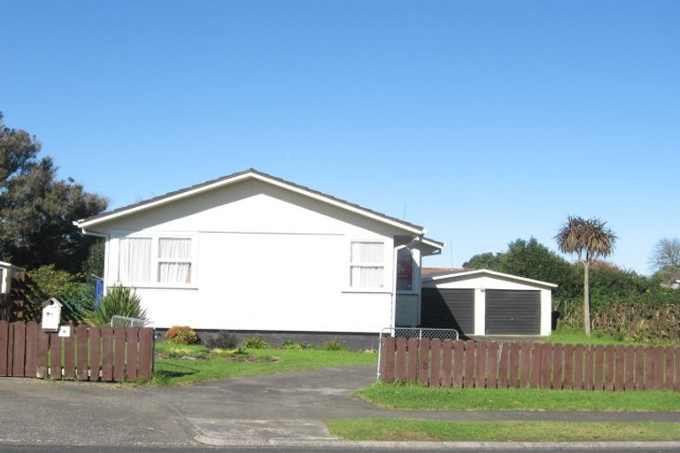 Photo of property in 21 Aarts Avenue, Manurewa, Auckland, 2102