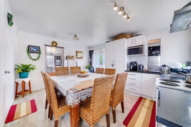 Photo of property in 471 Massey Road, Mangere East, Auckland, 2024