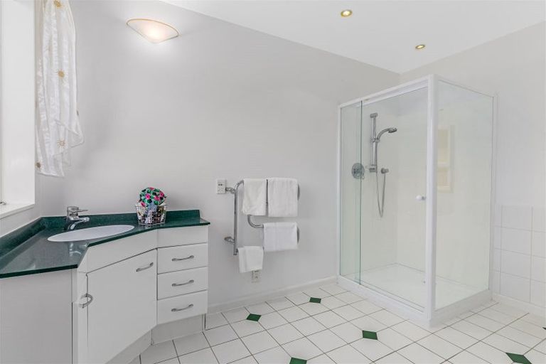 Photo of property in Lochlands, 377 Grays Road, Pauatahanui, Porirua, 5381