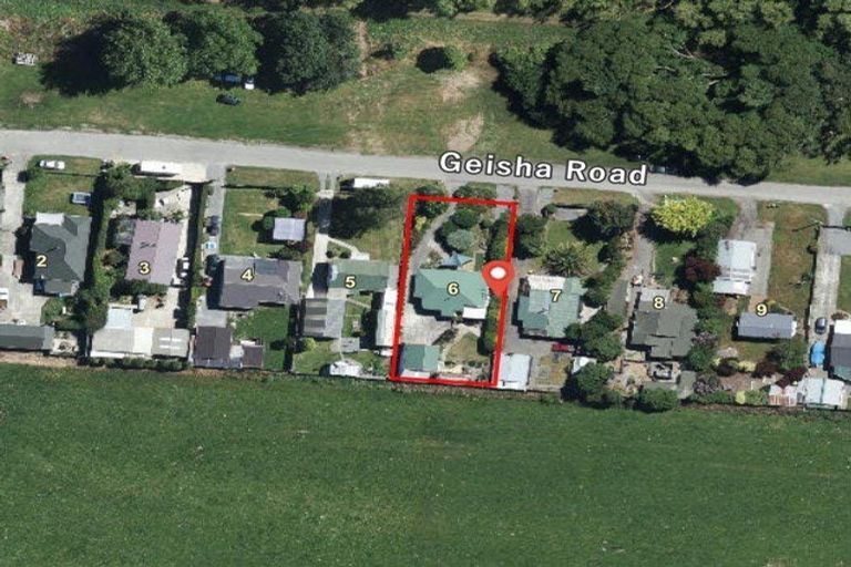 Photo of property in 6 Geisha Road, Waikuku, Rangiora, 7473