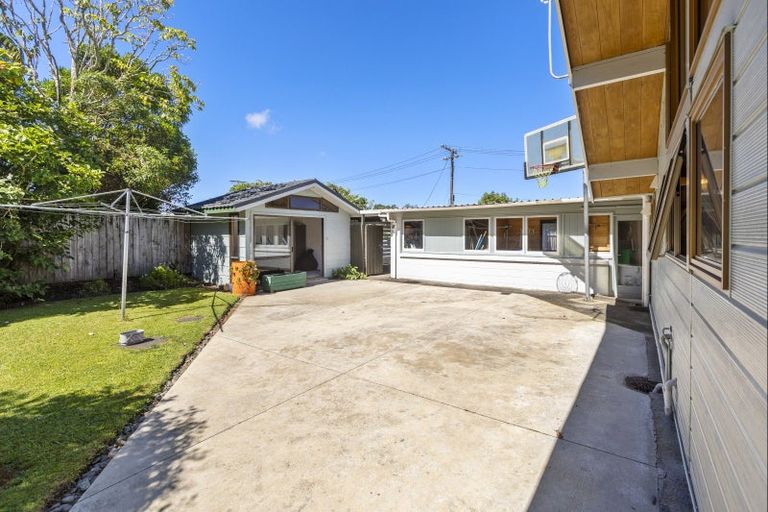 Photo of property in 12b Woodleigh Street, Frankleigh Park, New Plymouth, 4310